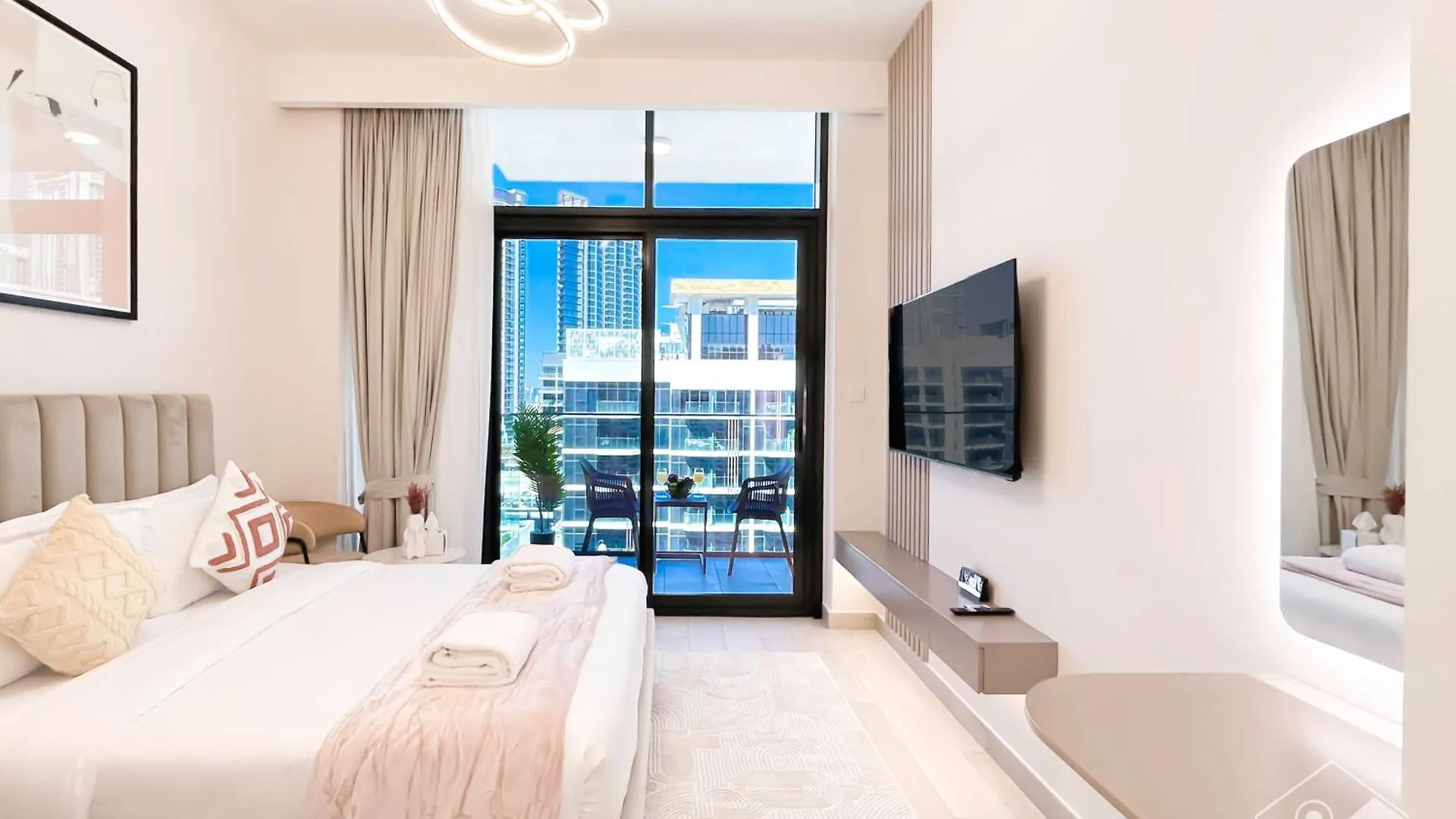 Riviera Charm Studio With Balcony Dubai