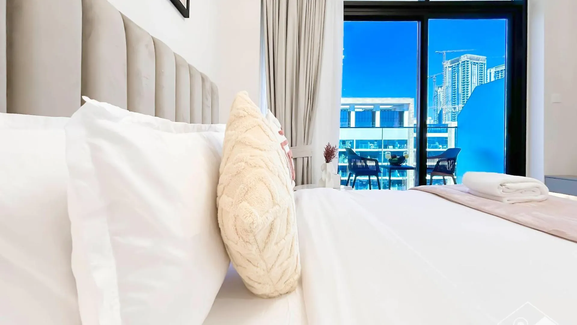 Riviera Charm Studio With Balcony Dubai