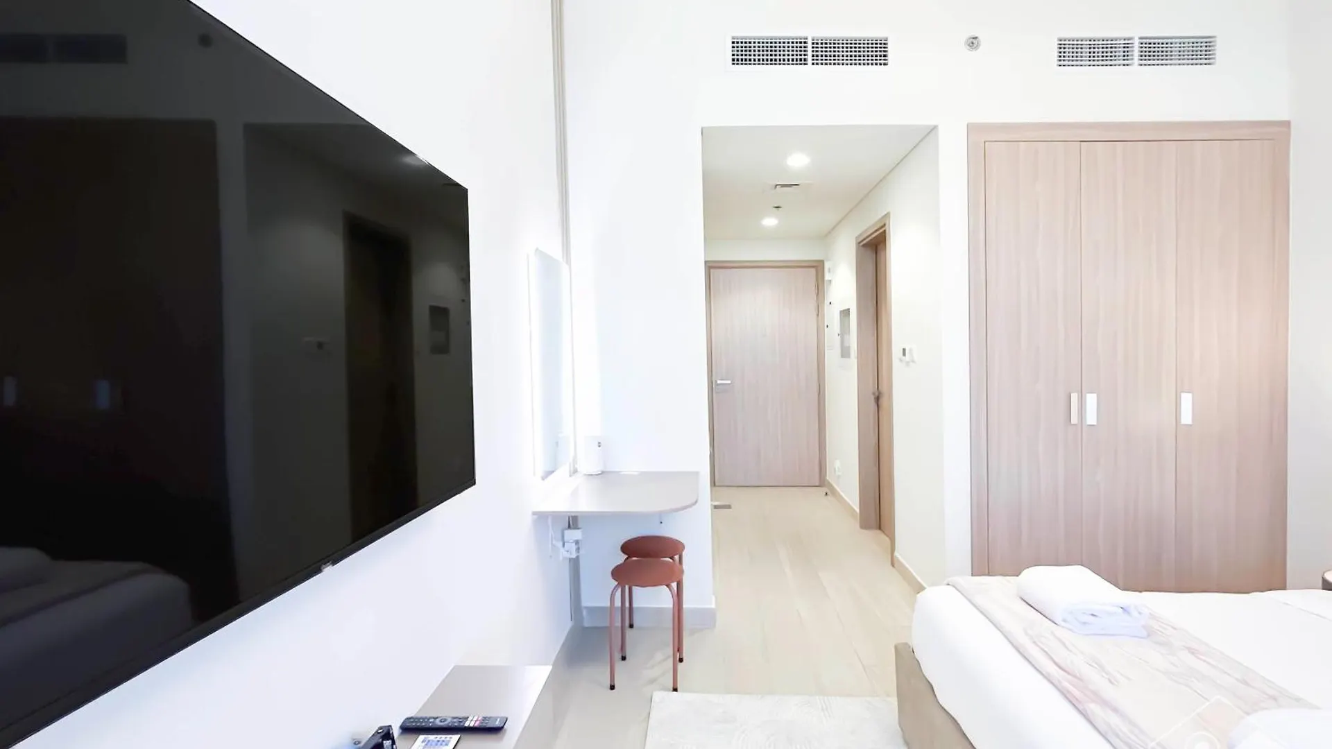 Riviera Charm Studio With Balcony Dubai United Arab Emirates