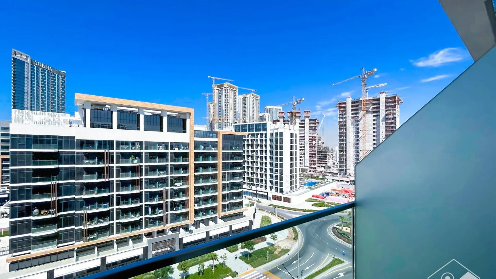 Apartment Riviera Charm Studio With Balcony Dubai