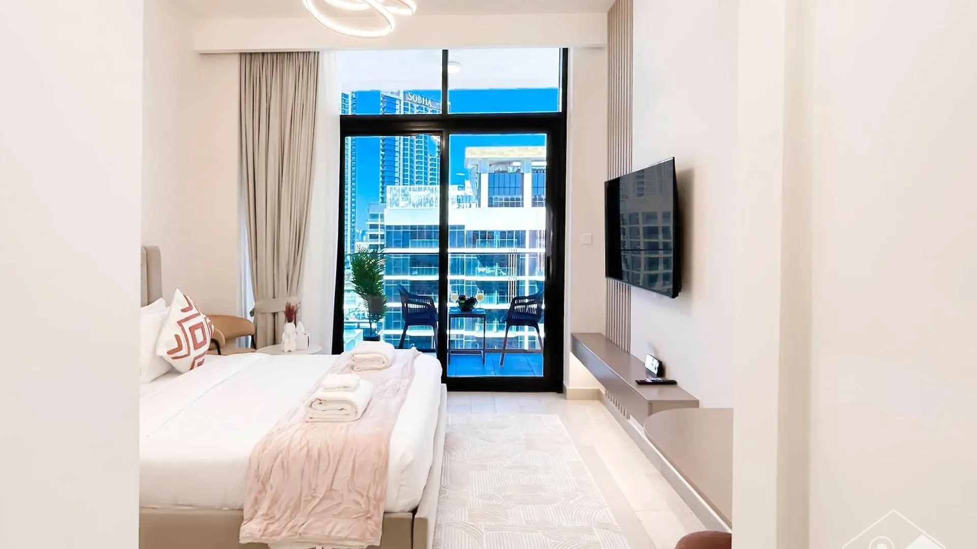 Riviera Charm Studio With Balcony Dubai Apartment
