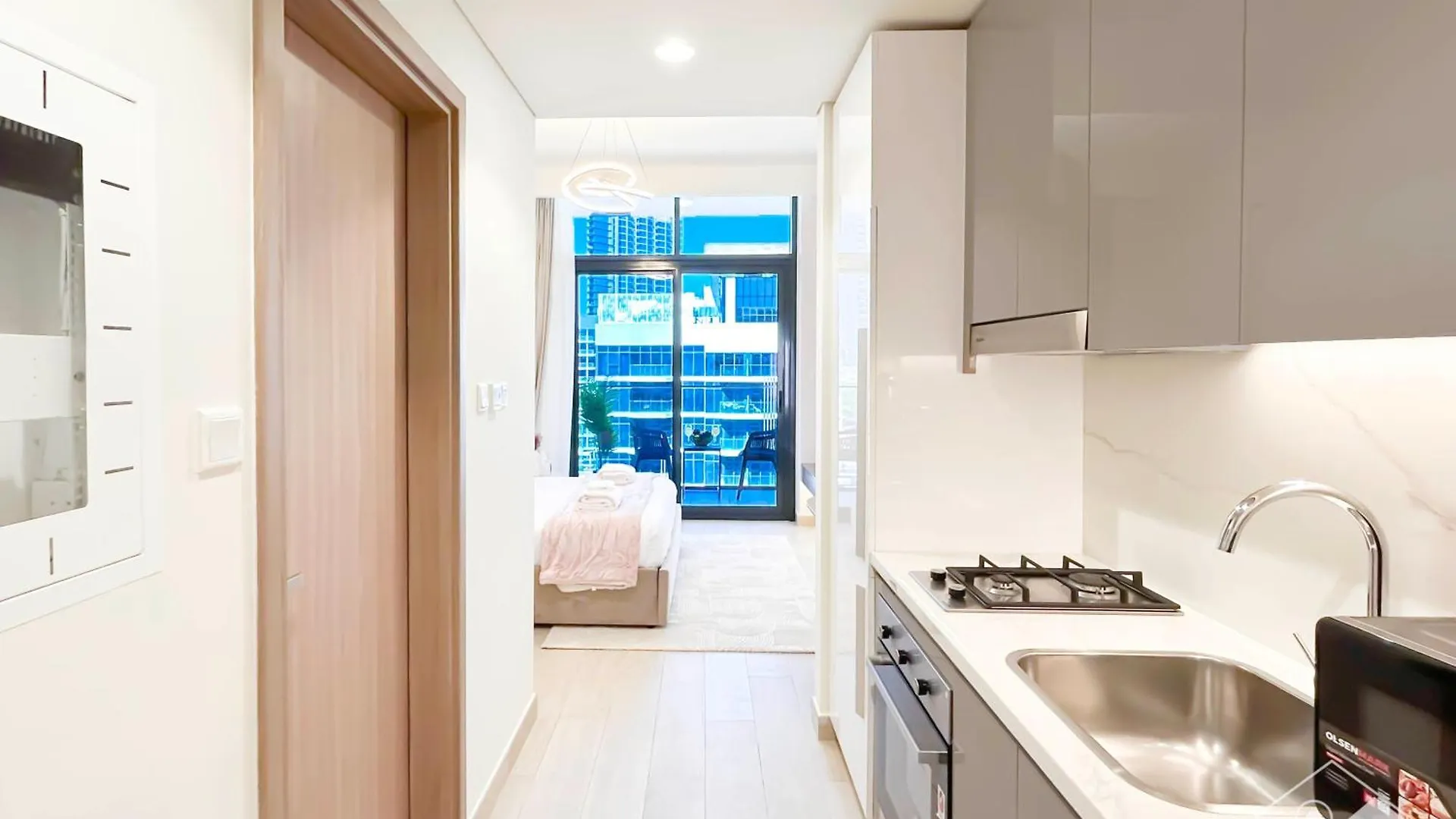 Riviera Charm Studio With Balcony Dubai Apartment
