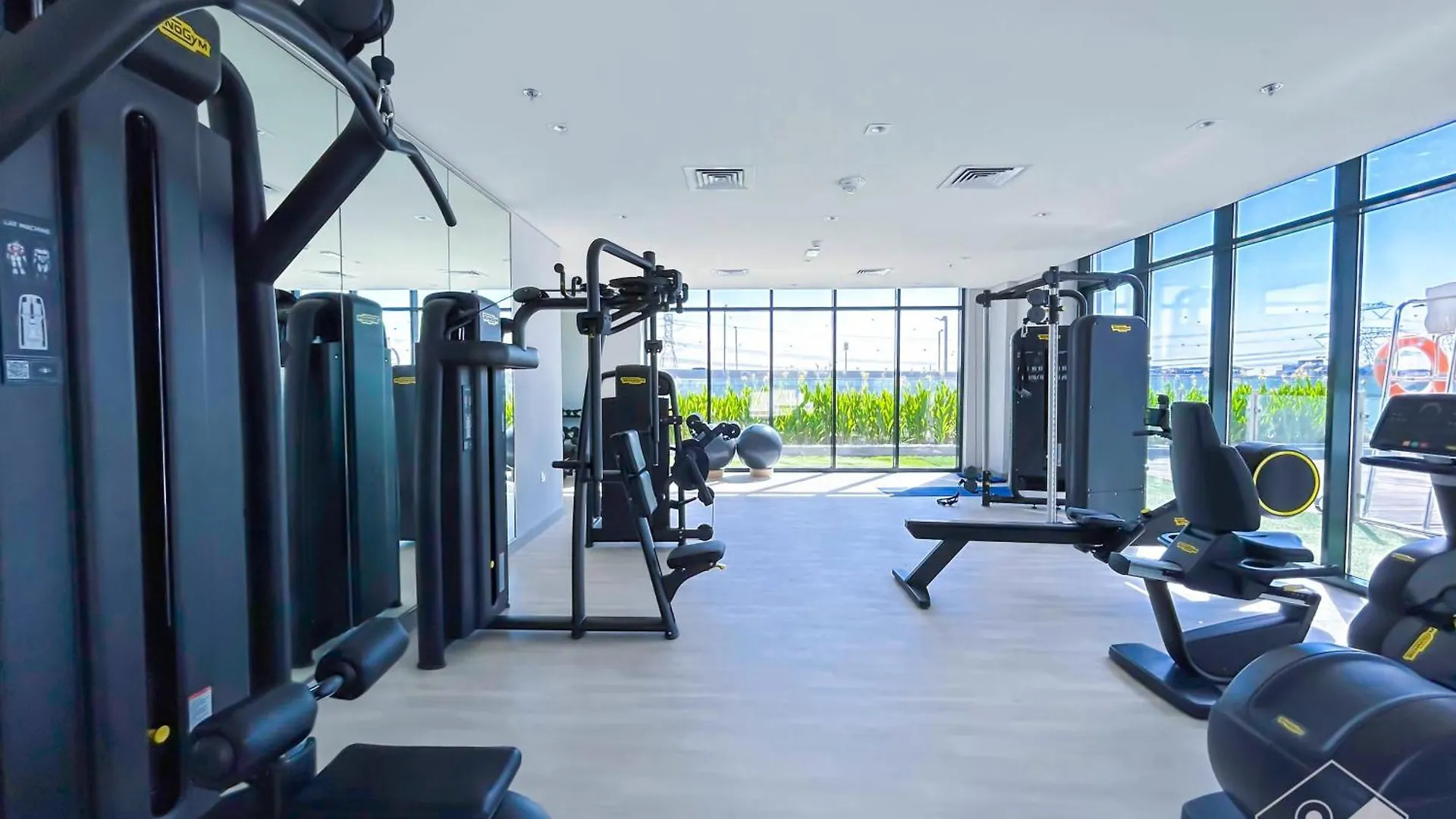Riviera Charm Studio With Balcony Dubai Apartment